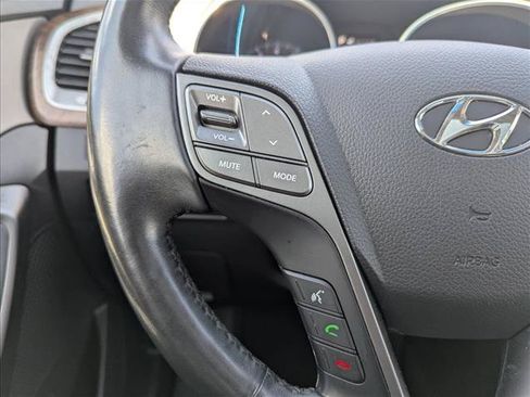 Used 2019 Hyundai Santa Fe XL FWD image 13