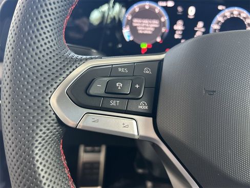 New 2026 Volkswagen GTI SE image 18