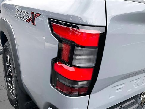 Used 2023 Nissan Frontier Pro-X w/ Pro Convenience Package RWD image 29