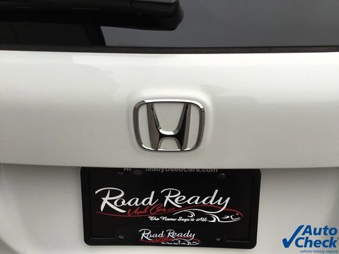 Used 2021 Honda Pilot Touring image 14