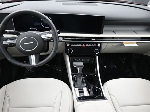 New 2026 Hyundai Tucson SEL image 12