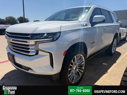 Used 2021 Chevrolet Tahoe High Country w/ Premium Package RWD image 1
