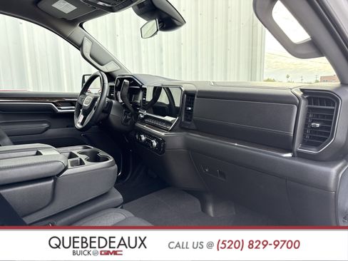 Used 2023 GMC Sierra 1500 Elevation image 41