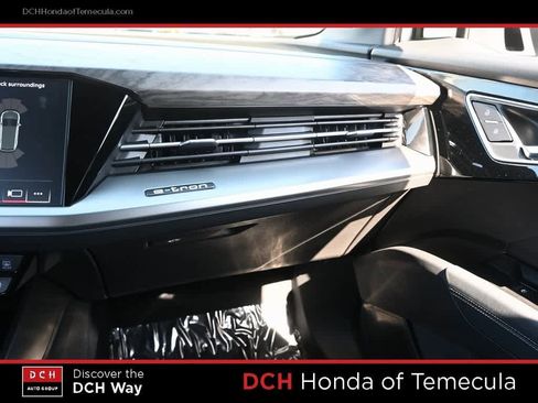 Used 2023 Audi Q4 e-tron Premium Plus w/ Premium Plus image 14