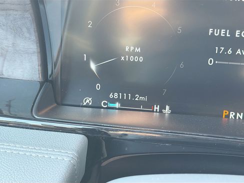 Certified 2019 Lincoln Navigator L Reserve image 12