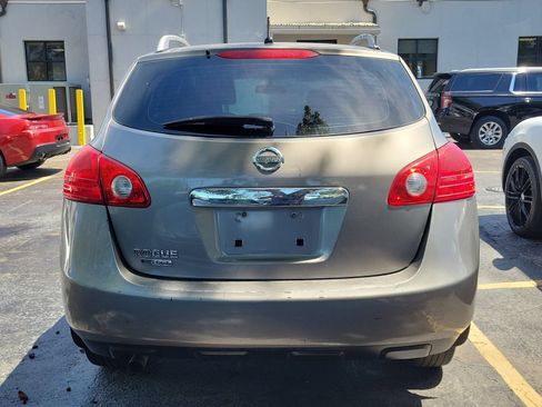 Used 2015 Nissan Rogue S FWD image 5