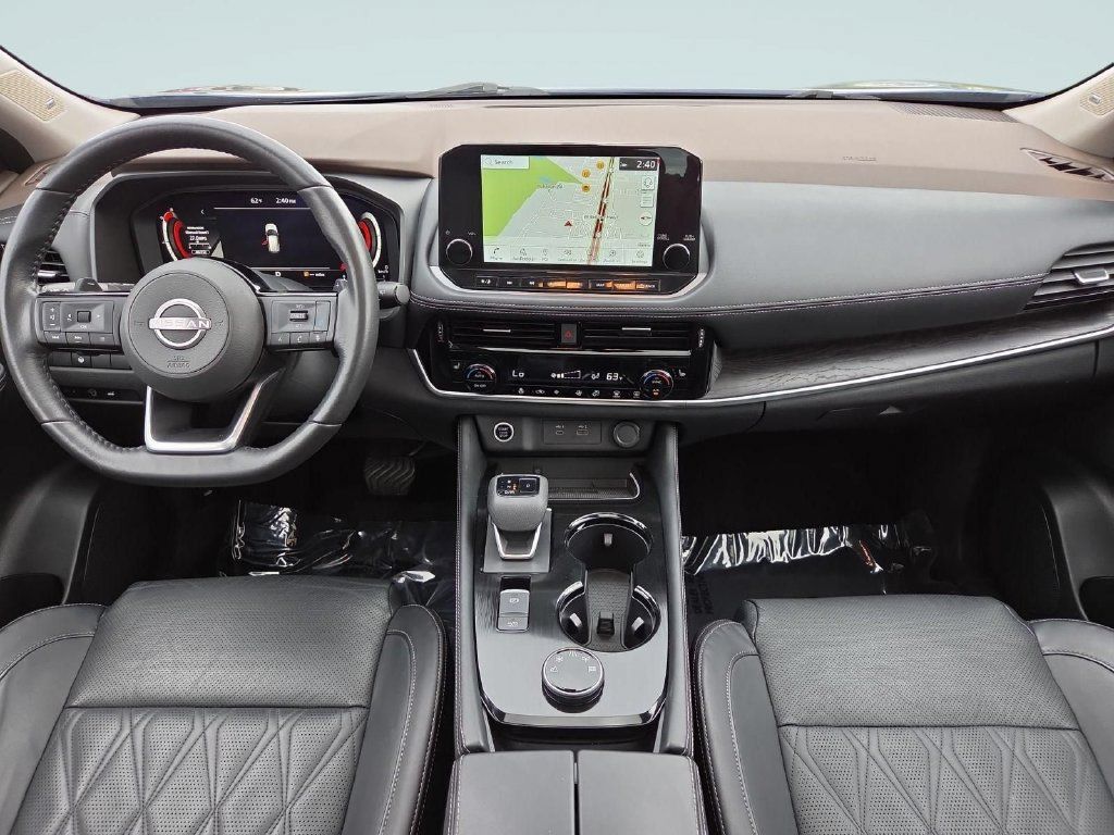 Used 2023 Nissan Rogue Platinum AWD/4WD image 26