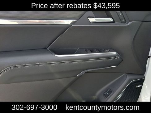 New 2026 GMC Acadia Elevation image 11