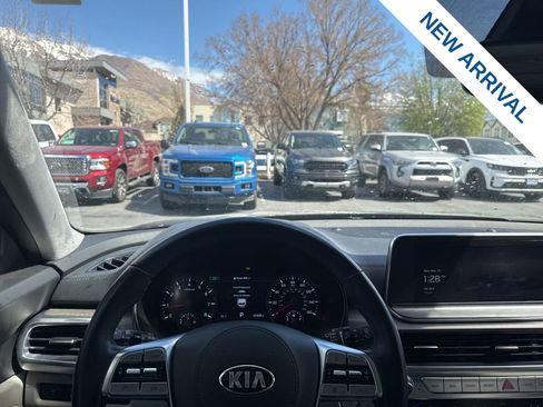 Used 2022 Kia Telluride SX w/ SX Prestige Package image 20