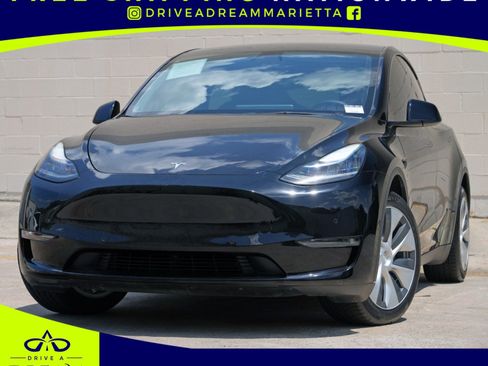 Used 2022 Tesla Model Y Long Range AWD/4WD image 1