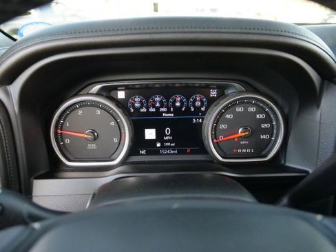 Used 2022 Chevrolet Silverado 2500 High Country w/ Z71 Off-Road Package image 10