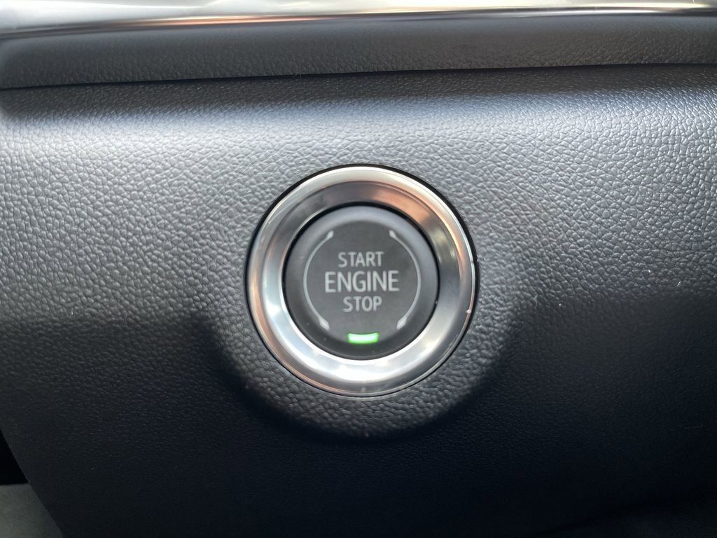 New 2026 GMC Terrain Elevation w/ Elevation Premium Package AWD/4WD image 17