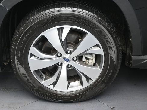 Used 2024 Subaru Ascent Premium w/ Convenience Package image 39