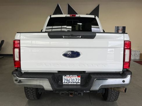 Used 2020 Ford F350 Lariat w/ Lariat Ultimate Package AWD/4WD image 5
