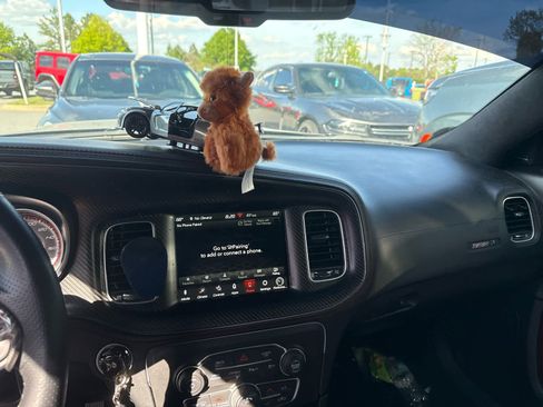 Used 2022 Dodge Charger Scat Pack image 7