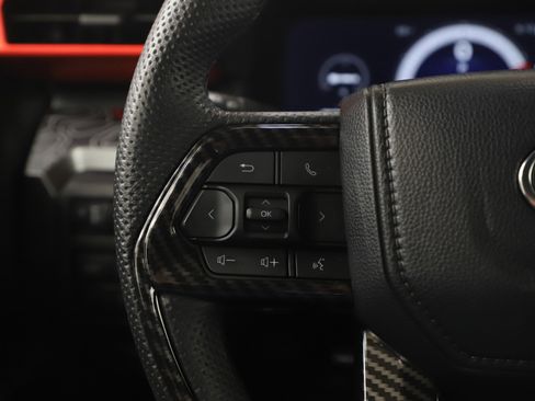 Used 2024 Toyota Tacoma TRD Off-Road image 27