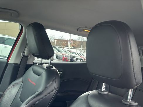 Used 2019 Jeep Compass Trailhawk w/ Leather Interior Group image 25