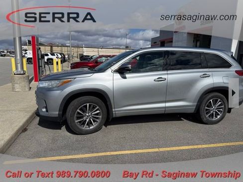 Used 2018 Toyota Highlander XLE AWD/4WD image 1