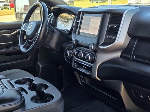 Used 2024 RAM 2500 Big Horn image 33