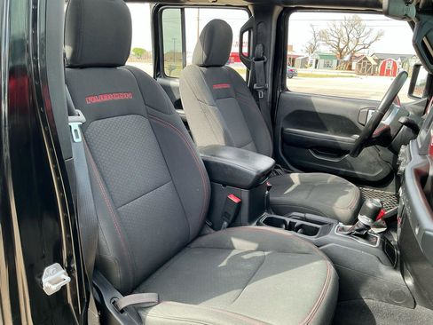Used 2020 Jeep Wrangler Unlimited Rubicon AWD/4WD image 16
