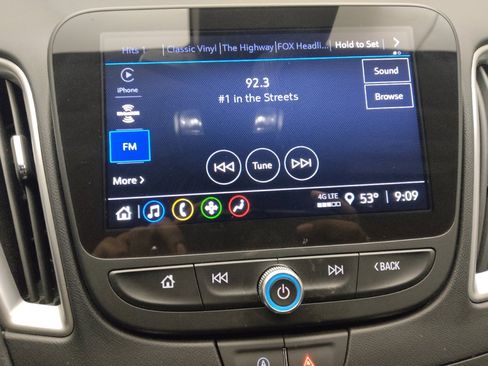 Used 2025 Chevrolet Malibu LT FWD image 25