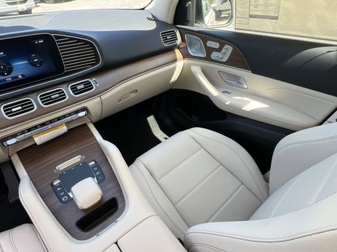 New 2026 Mercedes-Benz GLE 450 4MATIC image 14