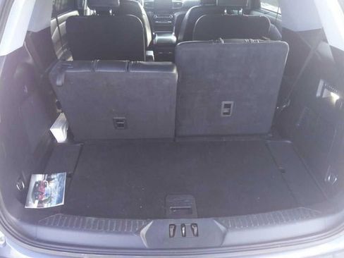 Used 2021 Ford Explorer Limited w/ Equipment Group 301A image 8