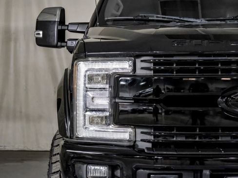 Used 2019 Ford F250 Lariat w/ Lariat Ultimate Package image 40