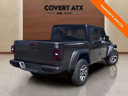 New 2025 Jeep Gladiator Sport image 5