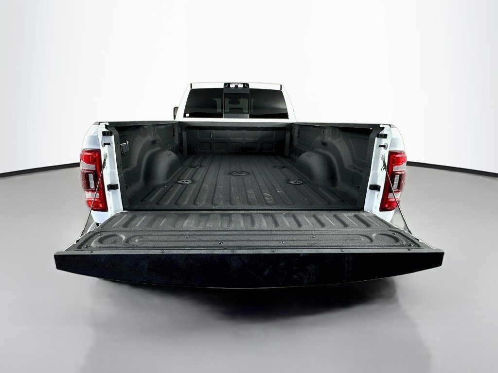 Used 2023 RAM 3500 Laramie AWD/4WD image 30