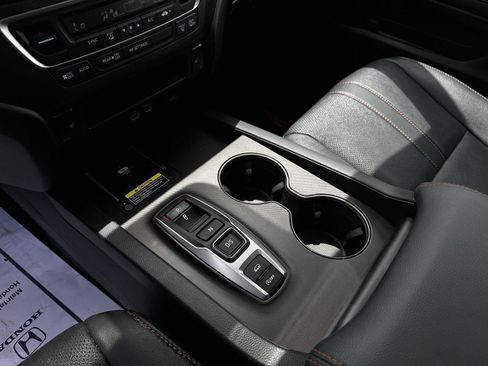 Certified 2024 Honda Passport TrailSport image 16