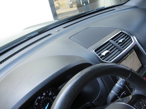 Used 2016 Ford Explorer Limited FWD image 21