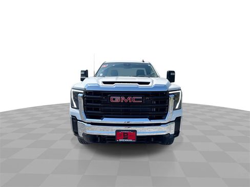 New 2025 GMC Sierra 3500 Pro image 3