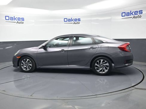 Used 2016 Honda Civic EX image 4