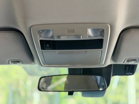 Used 2018 Toyota Tacoma SR image 46