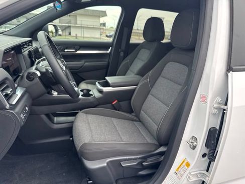Used 2026 GMC Terrain Elevation AWD/4WD image 17