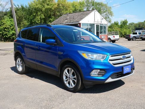 Used 2018 Ford Escape SE AWD/4WD image 1
