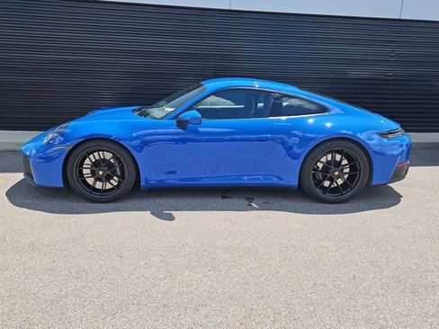 Certified 2026 Porsche 911 Carrera GTS RWD image 6