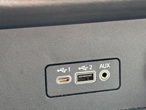 Certified 2023 Nissan Sentra SR w/ SR Premium Package FWD image 15