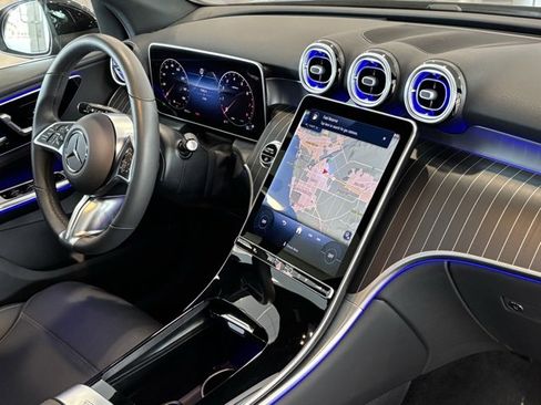 Certified 2025 Mercedes-Benz GLC 300 4MATIC image 38