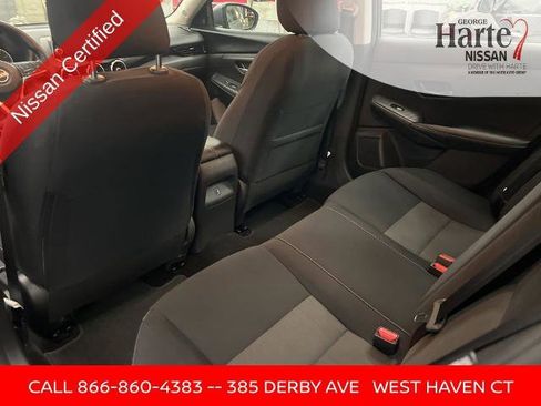 Certified 2025 Nissan Sentra SV image 29