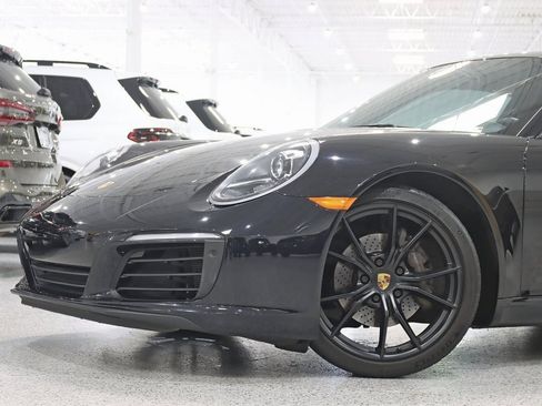 Used 2019 Porsche 911 Carrera image 3