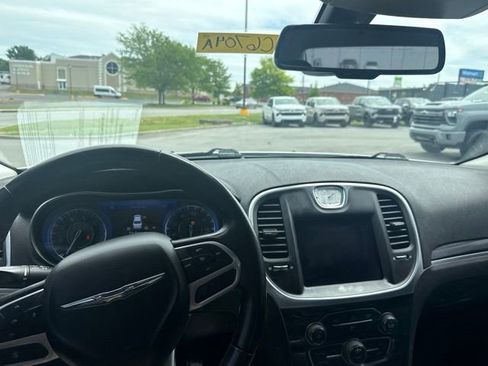 Used 2020 Chrysler 300 Touring w/ Sport Appearance Package RWD image 30