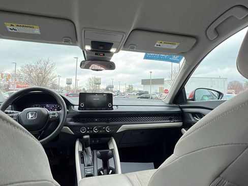 Used 2023 Honda Accord LX image 19