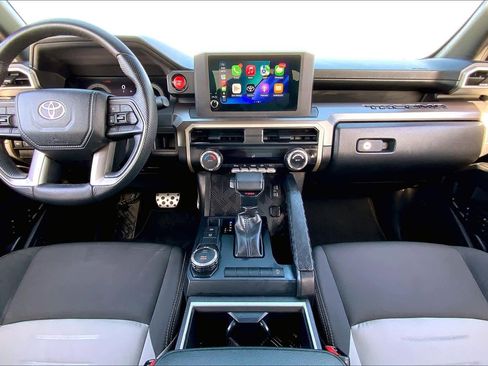 Used 2024 Toyota Tacoma TRD Sport image 15