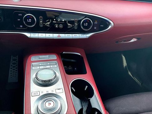 Used 2023 Genesis GV70 2.5T Sport Prestige w/ Sport Prestige Package image 24