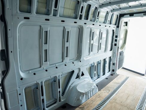 Used 2023 Mercedes-Benz Sprinter 3500 image 37