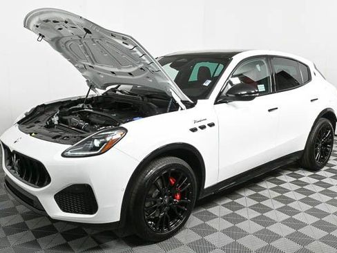 New 2025 Maserati Grecale Folgore AWD/4WD image 35