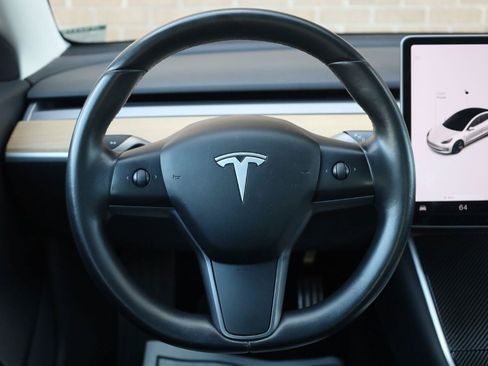 Used 2018 Tesla Model 3 Long Range RWD image 30