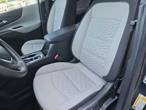 Used 2018 Chevrolet Equinox LT FWD image 28